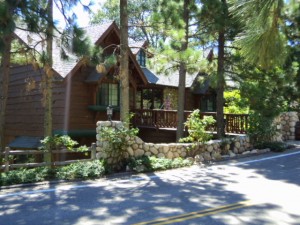 27487 Matterhorn Drive, Lake Arrowhead, CA 92352